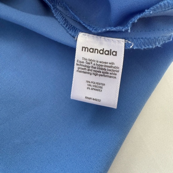 Blue V-Neck Scrub Set - Picture 9 of 10